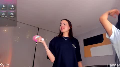 Hannah online show from 01-02-25, 06:07