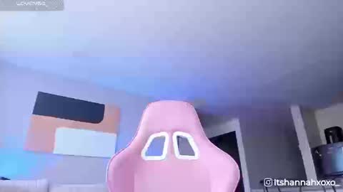 Hannah online show from 09-12-25, 09:15