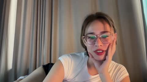 hannahinto online show from 02-12-26, 12:44