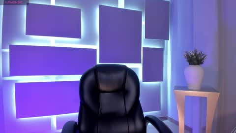 HANNAH J online show from 09-24-25, 07:06