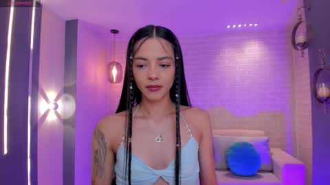 HANNAH J online show from 12-17-25, 07:20