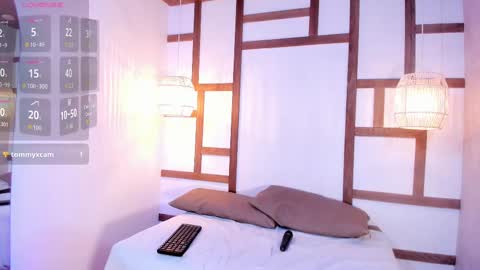 hannahmonttgomery  Help me reach 100 Hands up online show from 10-15-25, 04:40