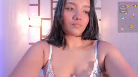 hannahmonttgomery  Help me reach 100 Hands up online show from 10-28-25, 04:42