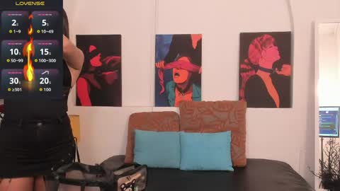Hannah  online show from 05-26-26, 10:39