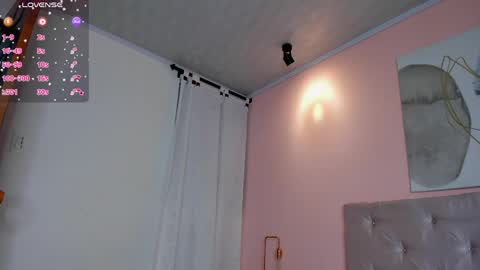 hannamartinn_ online show from 05-06-26, 03:39