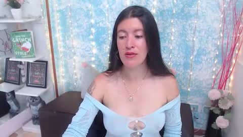 Snapshot of hannaowen_ chatting on 03-04-26, 02:45 Hanna online show from 03-04-26, 02:45