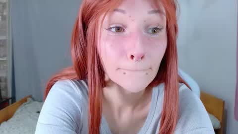 Snapshot of hannaxo1 chatting on 07-08-26, 12:26 Hannah online show from 07-08-26, 12:26