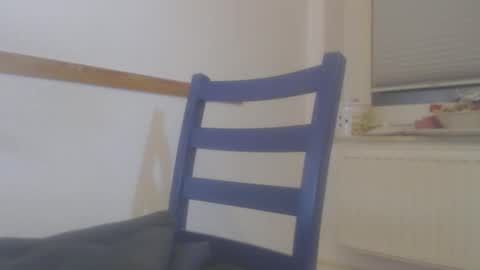 hannes_k online show from 12-16-25, 05:23