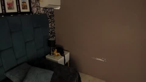 Hanny  online show from 12-14-25, 11:37