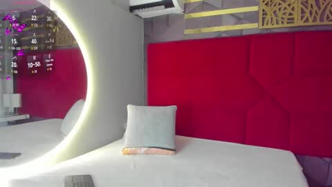 Hanny  online show from 02-11-26, 02:05