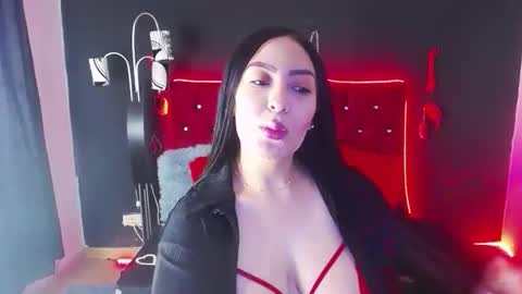 Snapshot of hanny_sex0 chatting on 11-12-25, 08:41 hanny online show from 11-12-25, 08:41