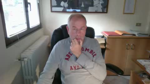 hanscooper online show from 10-04-25, 03:21