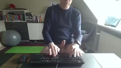 Hanse online show from 04-16-26, 03:24