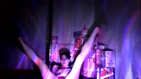 Maliboo online show from 11-29-25, 03:42