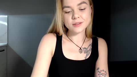 Snapshot of happy_fox_ chatting on 01-14-25, 07:43 happy_fox_ online show from 01-14-25, 07:43