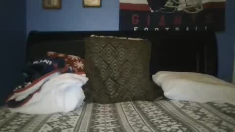 happyhappy4 online show from 04-13-26, 05:57