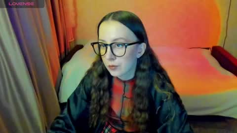 Stephanie online show from 05-17-26, 05:31