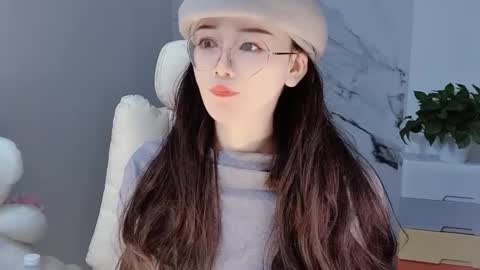 Daisy online show from 12-19-24, 04:13