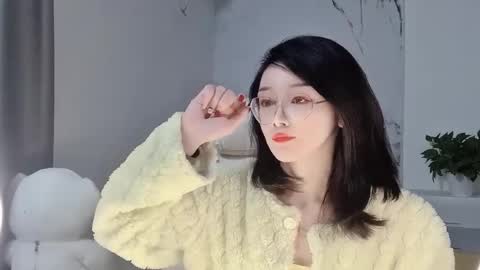 Daisy online show from 03-08-25, 03:24