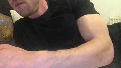 happytoplay22 online show from 04-16-26, 06:52