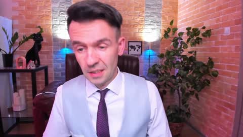 Steve online show from 02-03-25, 02:45