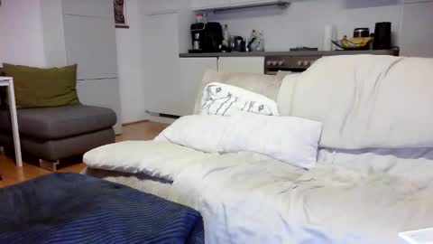 Chris online show from 11-09-25, 07:12