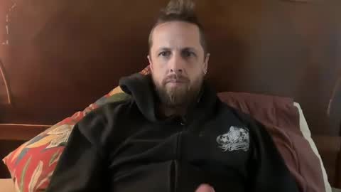 Snapshot of hard_t00l_84 chatting on 10-01-25, 04:57 hard_t00l_84 online show from 10-01-25, 04:57