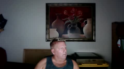 Snapshot of hardblondcouplehawaii chatting on 11-09-25, 09:18 Steele and Cassie online show from 11-09-25, 09:18