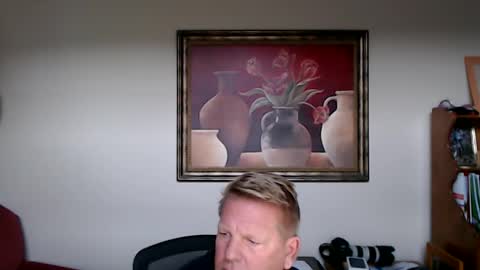 Snapshot of hardblondcouplehawaii chatting on 11-22-25, 12:42 Steele and Cassie online show from 11-22-25, 12:42