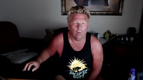 Snapshot of hardblondcouplehawaii chatting on 03-23-26, 07:23 Steele and Cassie online show from 03-23-26, 07:23