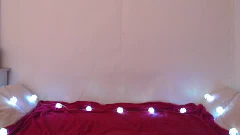 Emily online show from 04-08-26, 09:48