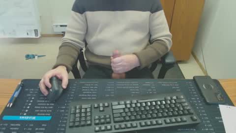 hardcumcanadian online show from 01-31-25, 08:43