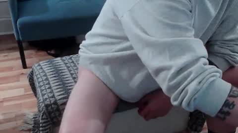 Snapshot of hardigan_dix chatting on 10-03-25, 10:23 hardigan online show from 10-03-25, 10:23