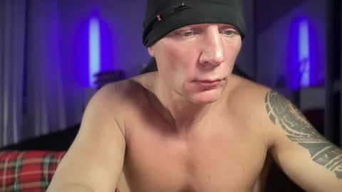 Snapshot of hardmattsteel chatting on 12-08-24, 01:14 MATTSTEEL - ITALIAN STALLION online show from 12-08-24, 01:14