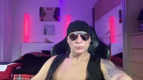 Snapshot of hardmattsteel chatting on 02-03-25, 01:30 MATTSTEEL - ITALIAN STALLION online show from 02-03-25, 01:30