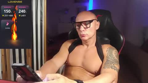 Snapshot of hardmattsteel chatting on 10-14-25, 09:54 MATTSTEEL - ITALIAN STALLION online show from 10-14-25, 09:54