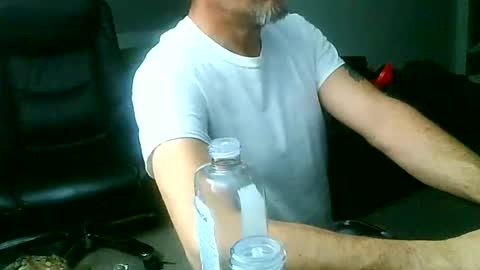 Hardnhorny4hottys online show from 12-04-24, 02:09