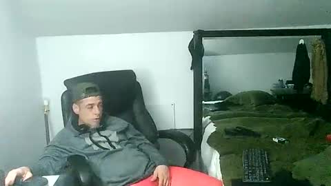 Hardnhorny4hottys online show from 12-06-24, 05:31