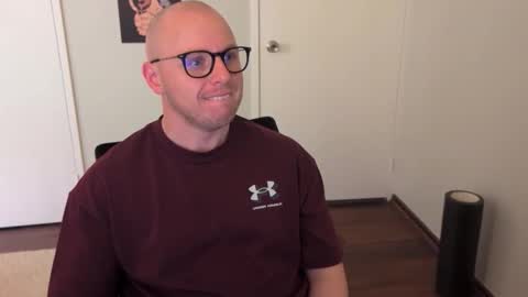 Snapshot of hardon911 chatting on 10-14-25, 06:03 Stand Lee online show from 10-14-25, 06:03