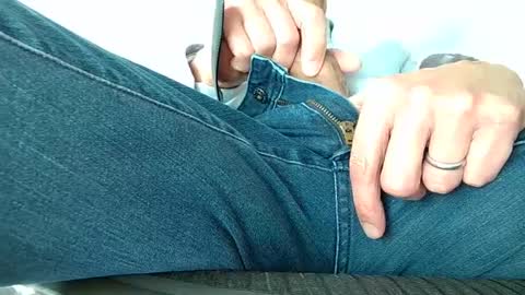 Snapshot of hardonshowoff chatting on 02-24-25, 09:41 Straight Exhibitionist All Welcome online show from 02-24-25, 09:41