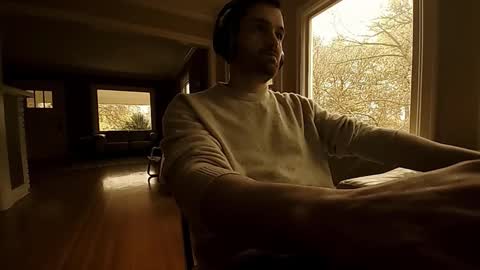 Snapshot of hardswtch chatting on 11-05-25, 09:59 Tom online show from 11-05-25, 09:59