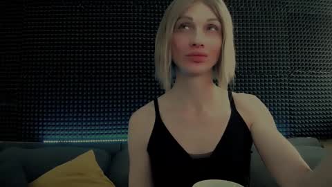 Miss Hardy online show from 01-12-26, 10:31