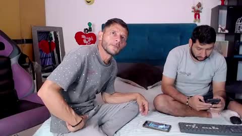 Snapshot of harlequin_need chatting on 12-10-24, 01:55 A X E L online show from 12-10-24, 01:55