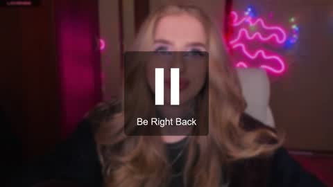 Snapshot of harley_kimm chatting on 01-12-25, 06:17 Julia online show from 01-12-25, 06:17