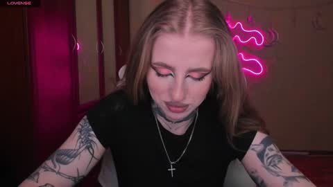 Snapshot of harley_kimm chatting on 01-23-25, 05:13 Julia online show from 01-23-25, 05:13