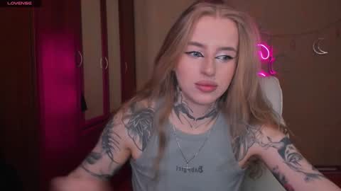 Snapshot of harley_kimm chatting on 02-03-25, 05:18 Julia online show from 02-03-25, 05:18