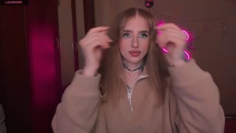 Snapshot of harley_kimm chatting on 02-24-25, 05:22 Julia online show from 02-24-25, 05:22