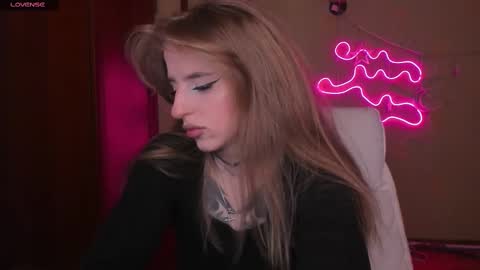 Snapshot of harley_kimm chatting on 03-01-25, 05:09 Julia online show from 03-01-25, 05:09