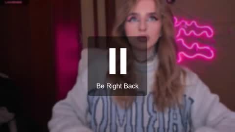 Snapshot of harley_kimm chatting on 03-05-25, 05:18 Julia online show from 03-05-25, 05:18