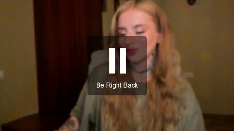 Snapshot of harley_kimm chatting on 09-11-25, 06:02 Julia online show from 09-11-25, 06:02